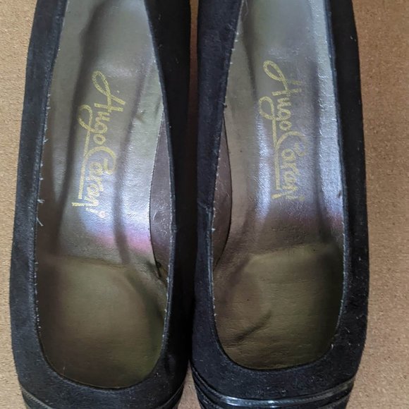 Velvety vintage 80s suede low pump with unique curved heel - Picture 8 of 10